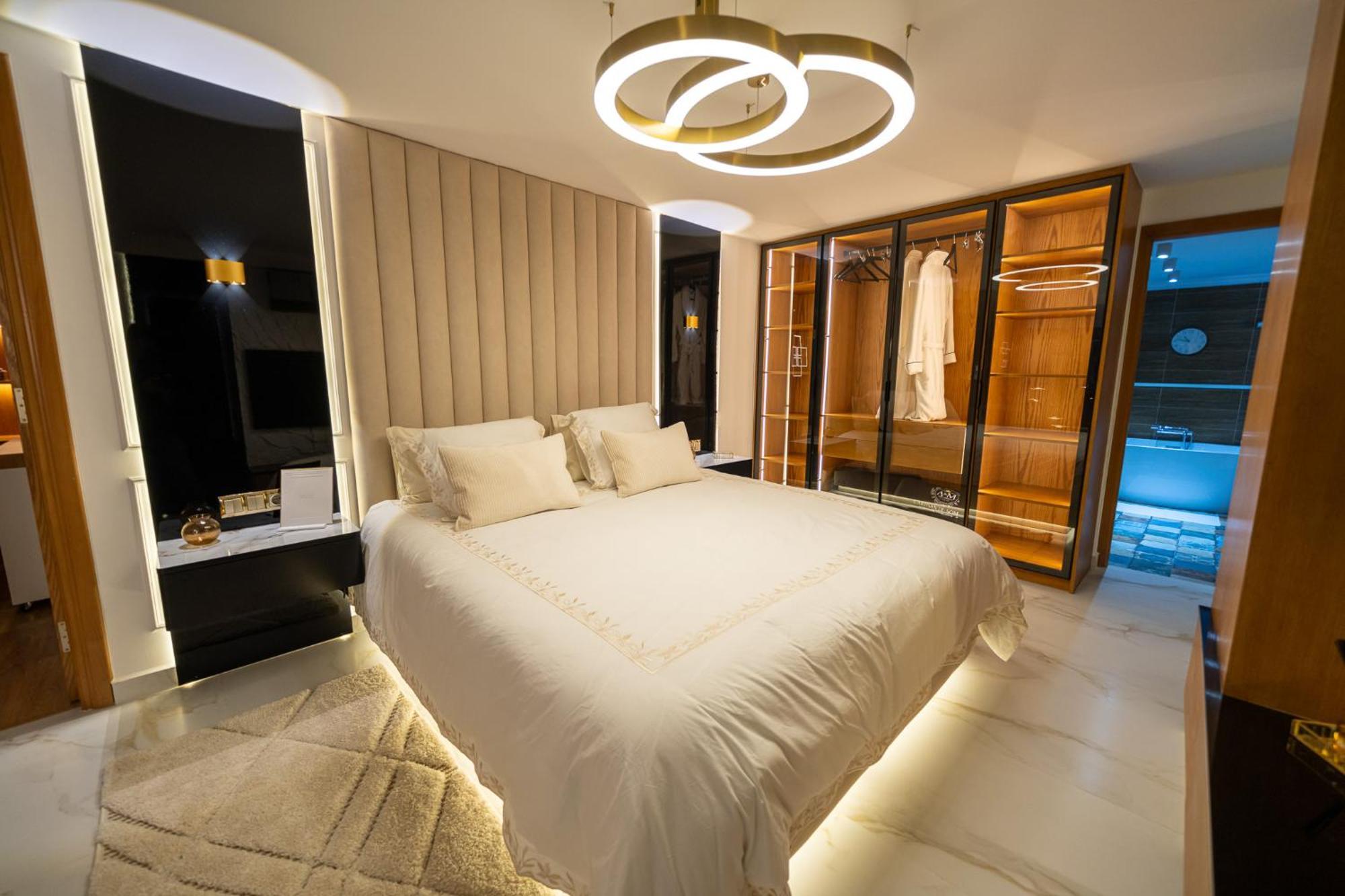 Appartement Ecrin Secret, Duplex Prestige, Proche Corniche & Medina, Piscine, Parking, Wifi, Iptv, Ac à Tanger Extérieur photo